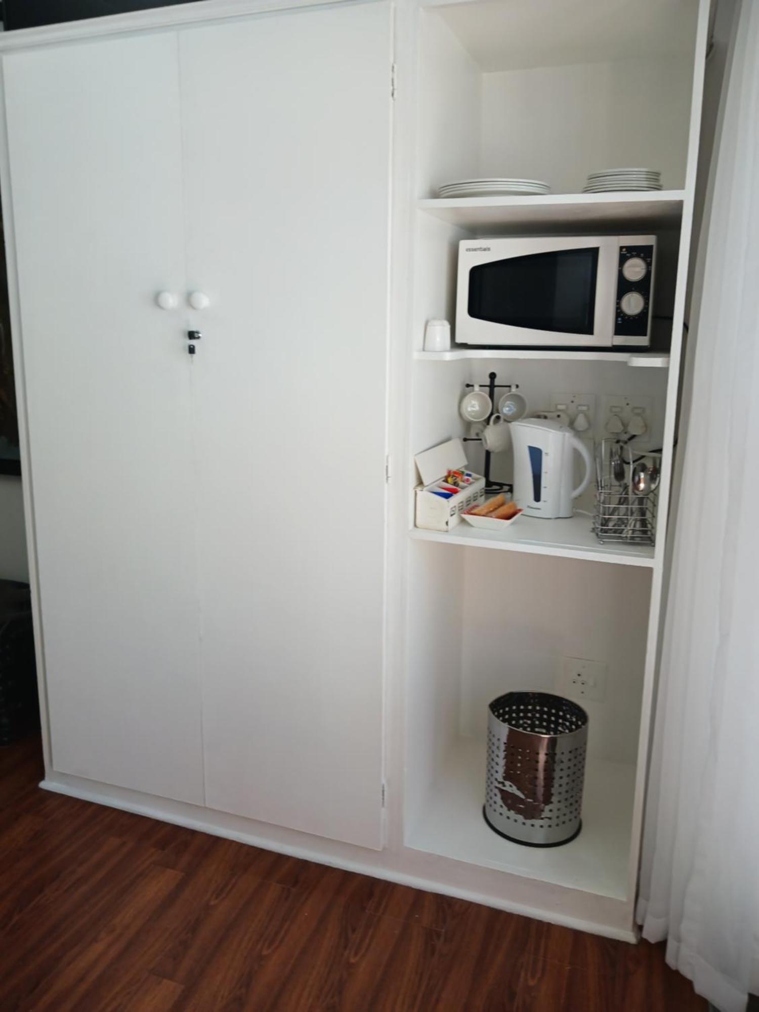 Lamon Guesthouse Kroonstad Buitenkant foto